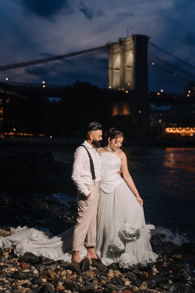 A romantic pre-wedding photograph of Lovepreet and Manjinder in New York, captured by Citi Events Productions